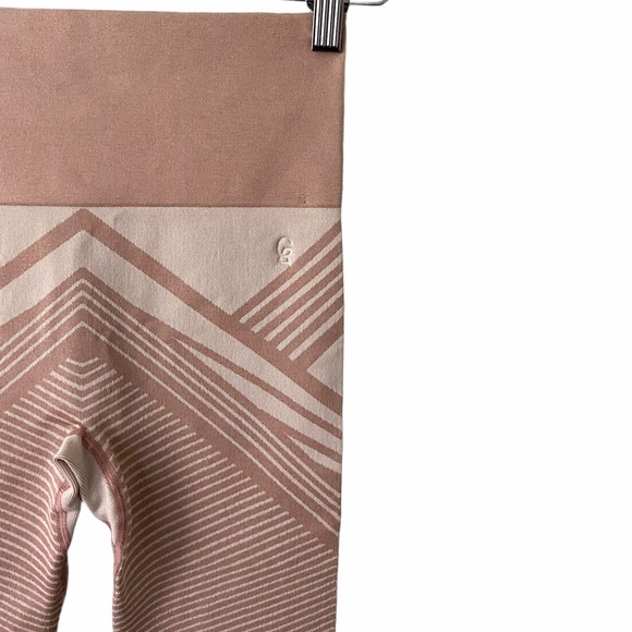 GOOD AMERICAN The Dynamic Seamless Leggings NWOT - Picture 6 of 14